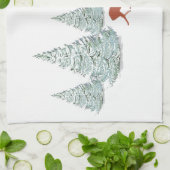 トウヒの木に覆われた雪の下の茶色の鹿 キッチンタオル (折り畳み)