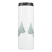 トウヒの木に覆われた雪の下の茶色の鹿 タンブラー (裏面)