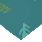 トウヒ小枝 – 森の香り ショートテーブルランナー (コーナー)