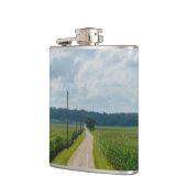 トウモロコシ畑の間に フラスク (左)