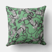 トカゲだけの緑 クッション (裏面)