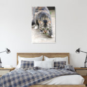 トカゲを捕らえた猫 キャンバスプリント (インサイチュ (寝室))