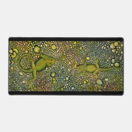 トカゲ二匹が挨拶する デスクマット