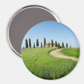トスカニーにヒノキの木があるファームヴィラ マグネット (正面/裏面)