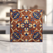 トスカーナのテラコッタ ブルーとゴールドの花柄 タイル