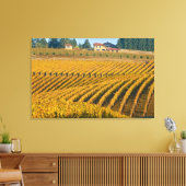 トスカーナ調のブラックウォルナットインの上 キャンバスプリント (インサイチュ (リビング))