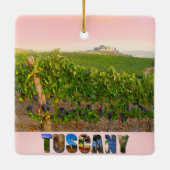 トスカーニイタリイタリアンヴィネヤードピンクのクリスマス セラミックオーナメント (裏面)
