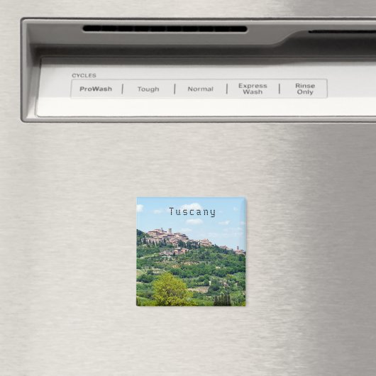 トスカーニャ地方の典型的な伝統的な村 - イタリア マグネット (インサイチュ (食洗機))