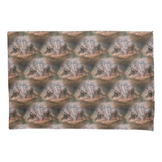 トッドカエル顔自然パターン 枕カバー (正面)