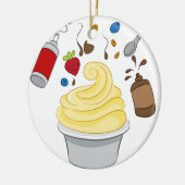 トッピングが付いているフローズンヨーグルト セラミックオーナメント (左)