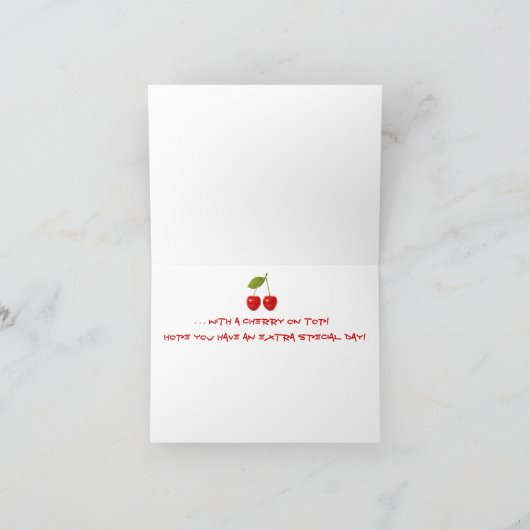 トップカードにさくらんぼがあるハッピーバースデー カード (内部)