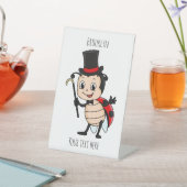 トップハットとネクタイ漫画の可愛いラディバグ 台座サイン (インサイチュ)