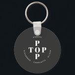 トップポップ・アートの父親のパパパーソナライズされたファミリ名 キーホルダー<br><div class="desc">この可愛いトップパパデザインで父親やタイポグラフィや祖父の感謝の気持ちをポップ・アートの表モダン示しなさい。父の日、誕生日、その他の日に最適！父親と子供の名前をに変更しまカスタマイズす。</div>