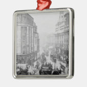 トテナム裁判所の道、c.1885の眺め メタルオーナメント (左)