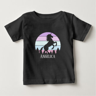 トドラーヴィンテージサンセットユニコーンネーム日付誕生日 ベビーTシャツ