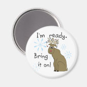 トナカイがクリスマスTシャツとギフトに向かう マグネット (正面/裏面)