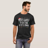 トナカイに轢かれそうな人 マッチング Tシャツ (正面フル)