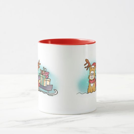 トナカイの帽子とそりのクリスマスの漫画の猫 マグカップ (中央)