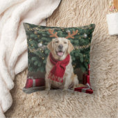 トナカイの角をつけたクリスマスのラブラドール・レトリーバー クッション (ブランケット)