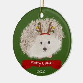 トナカイ帽をかぶった可愛いハリネズミ セラミックオーナメント (左)