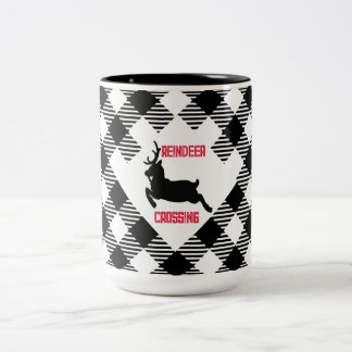 「トナカイ・クロッシング」コーヒー/ティーマグカップ ツートーンマグカップ