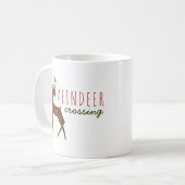 トナカイ&スノーフレークトナカイ交差クリスマス コーヒーマグカップ (正面左)