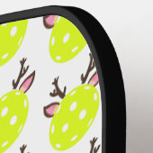 トナカイ〔雄ジカの〕枝角付きピックボール。ピックルおもしろいボール ピックルボールラケット (左詳細)