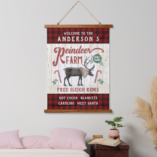 トナディアファーム素朴ヴィンテージファームハウス名前をカスタムする 吊り下げ型タペストリー (寝室)