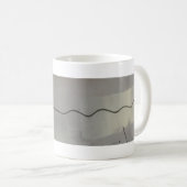 トニイタリアンー・チミノによるマグカップのグラフィティ コーヒーマグカップ (正面右)