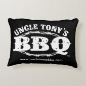 トニーBBQの叔父さんの枕 アクセントクッション (裏面)