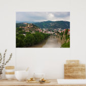 トビリシ川を流れるマウントヴァリ ポスター (キッチン)