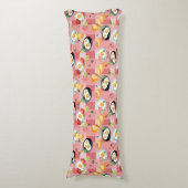 トマトおよび卵焼きパターン ボディピロー (正面縦)