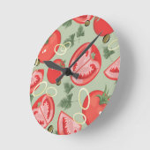 トマトが付いている抽象的なパターン ラウンド壁時計 (傾斜)