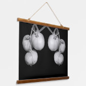 トマトを白と黒で庭に植える 吊り下げ型タペストリー (傾斜あり)