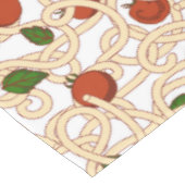 トマト入りスパゲイタリアンッティのパスタ食べ物 テーブルクロス (アングル)