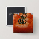 トマト2のクローズアップ 缶バッジ (正面&裏面)