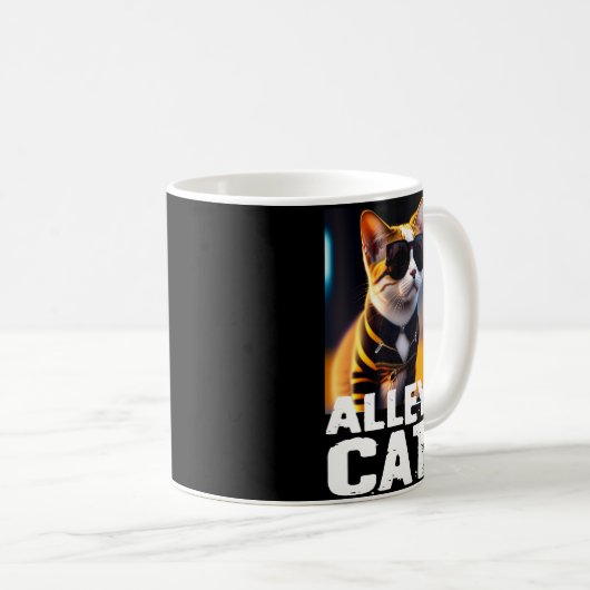 トラのトラックスーツを着た可愛い猫 コーヒーマグカップ (正面右)