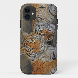 トラの洞窟 iPhone 11 ケース
