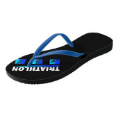 トライアスロンの勝利：泳ぐ、自転車を操縦走、 ビーチサンダル (アングル)