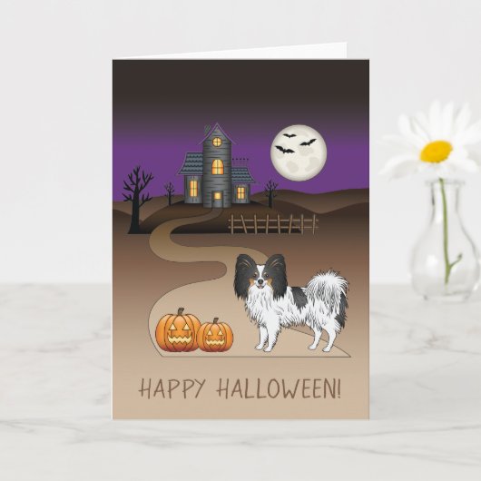 トライカラーパピヨン犬とハロウィンのお化け屋敷 カード (小さな植物)