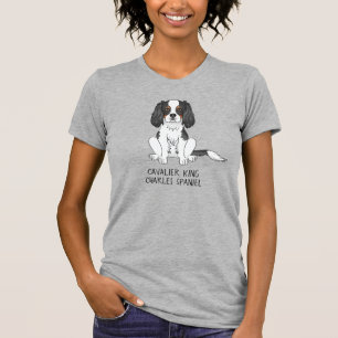 トライカラー キャバリア・キング・チャールズ・スパニエル 犬 テキスト Tシャツ
