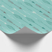 トライバルの矢印と羽のシームレスなパターン ラッピングペーパー (角)