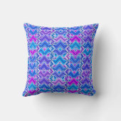 トライバルろうけつ染めプリント、ブルー、バイオレット、ホワイト クッション (裏面)