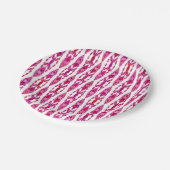トライバルろうけつ染め – ブルクンディと明るい赤紫色ピンク ペーパープレート (アングル)