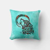 トライバルウルフハウリングアットザムーン装飾用クッション クッション (正面)