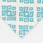 トライバルジオメトリックブルーとホワイトブランケパターン（の模様が）あるット フリースブランケット (角)