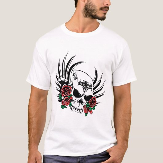 トライバルスカルとバラ Tシャツ (正面)