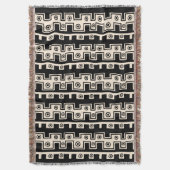 トライバルスタイルII – ブラックオンクリーム スローブランケット (正面縦)