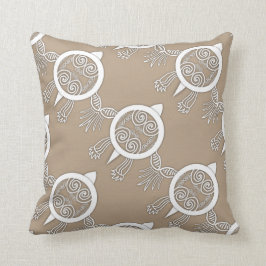 トライバルタトゥートルメ クッション