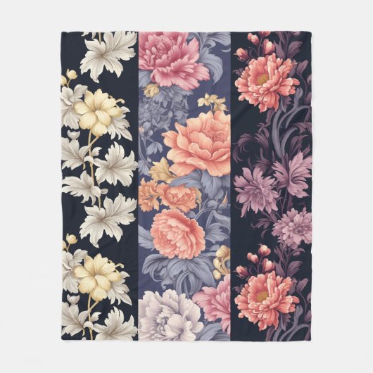 トライバルチャーム フリースブランケット (正面)